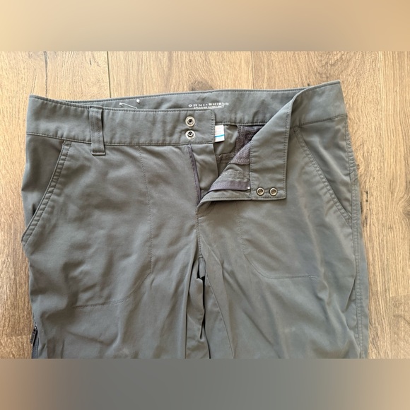 Columbia Omni Shield Outdoor Athletic Gray Crop Pant Women’s Size 10 - Picture 10 of 12
